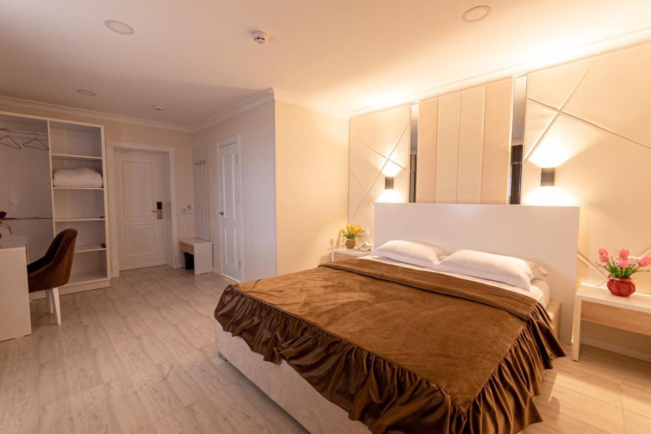Tantana Hotel Fergana Eksteriør billede