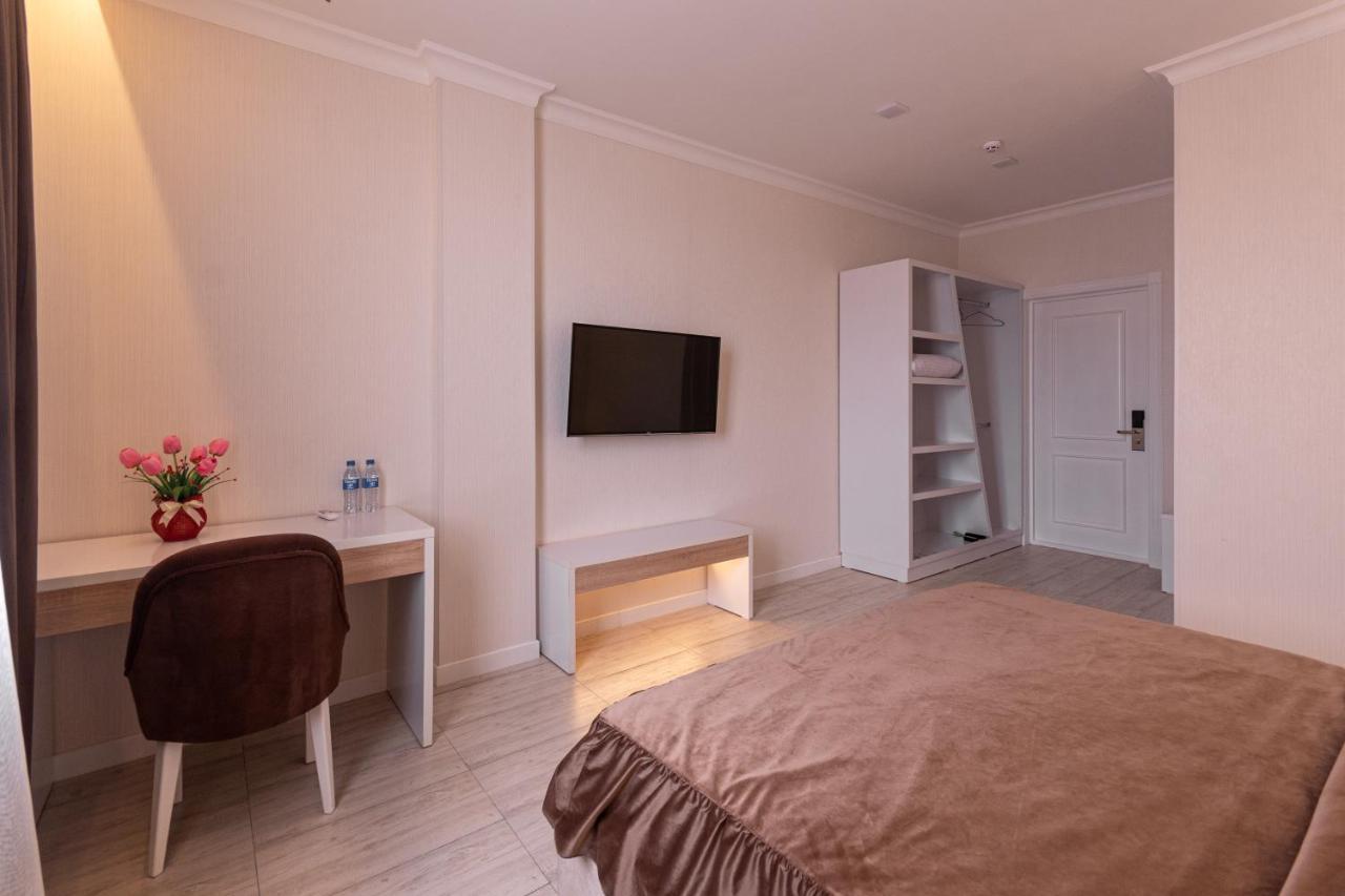 Tantana Hotel Fergana Eksteriør billede