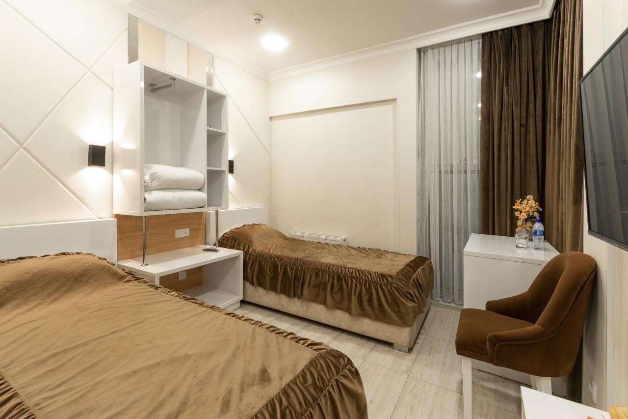 Tantana Hotel Fergana Eksteriør billede
